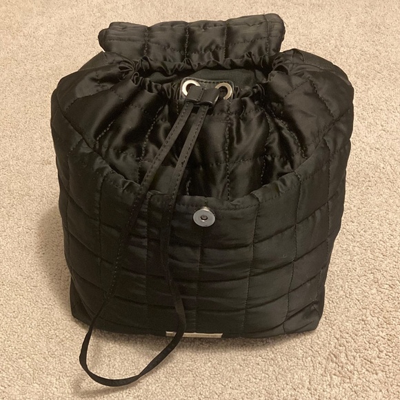 Wear Moi DIV103 Black Quilted Backpack - Picture 5 of 10